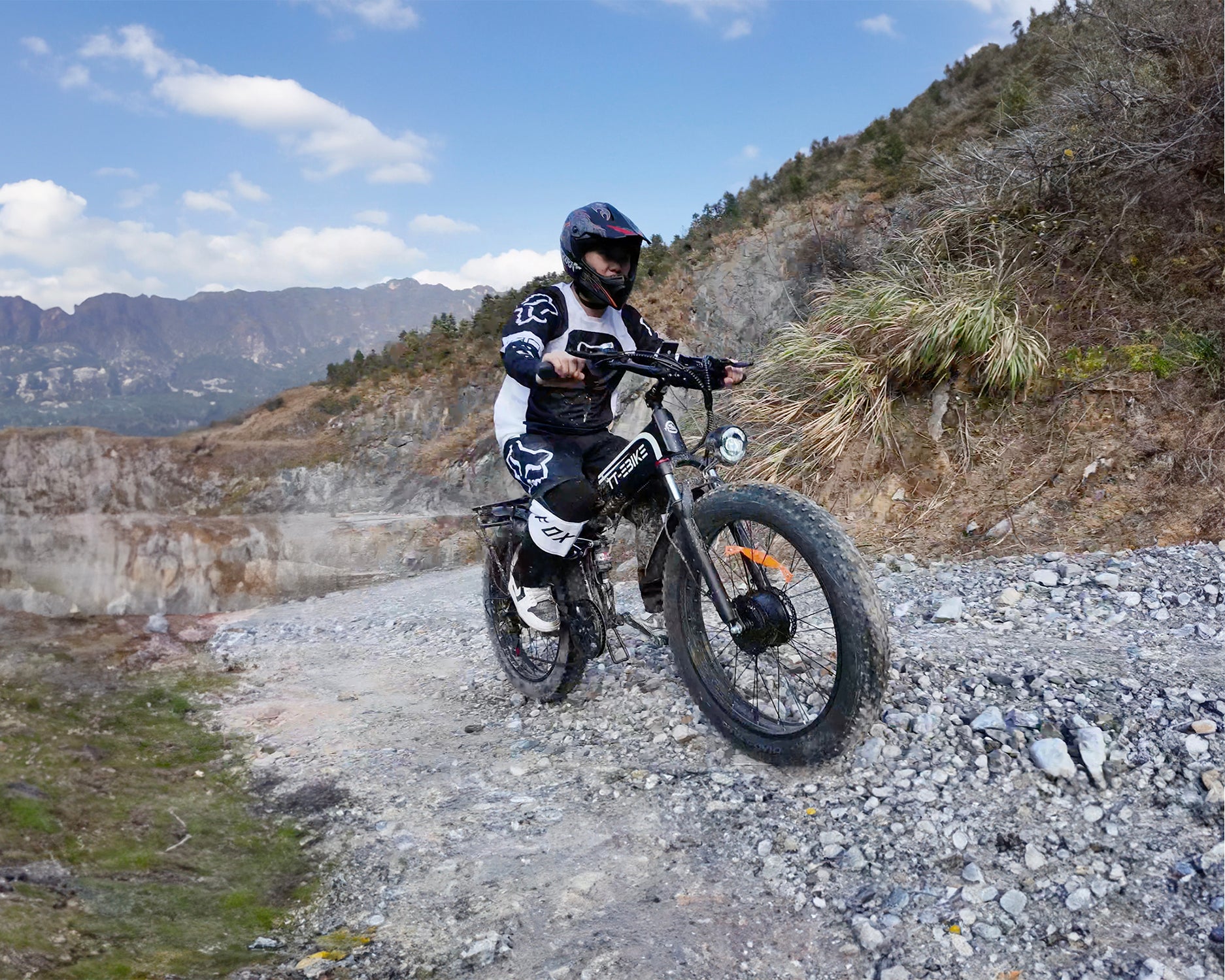 Explore Boundless Terrain with the TT-EBIKE 3000W Dual Motor Folding Electric Bike