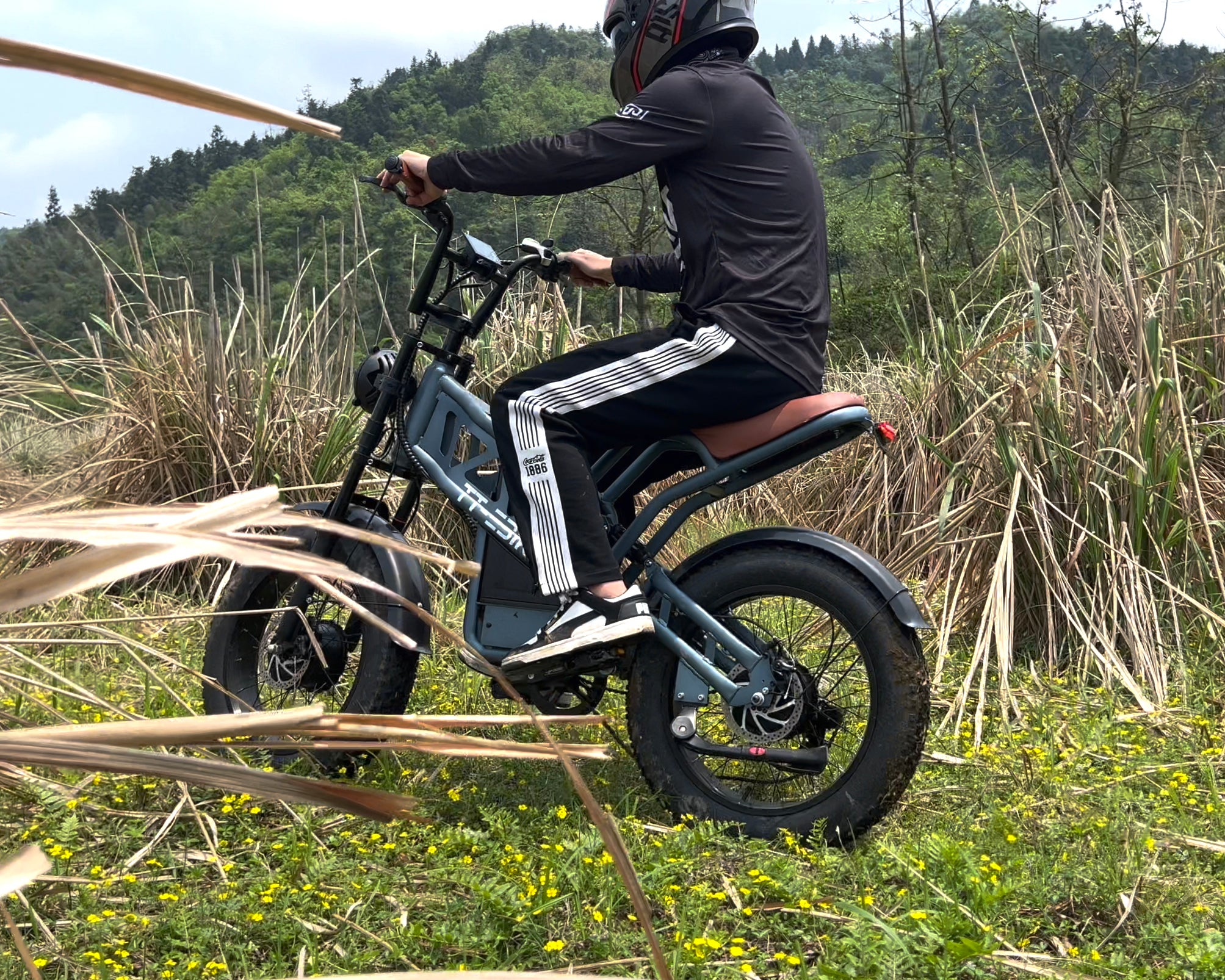 How to Choose the Right Electric Bike for Your Camping Trip